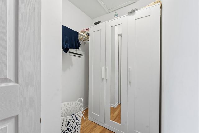 138 Emerald Drive, Streamwood, IL 60107