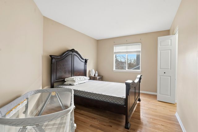 138 Emerald Drive, Streamwood, IL 60107