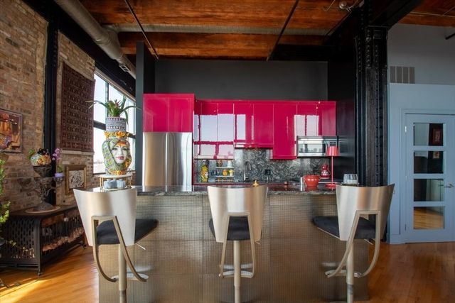 2614 N Clybourn Avenue 301, Chicago, IL 60614