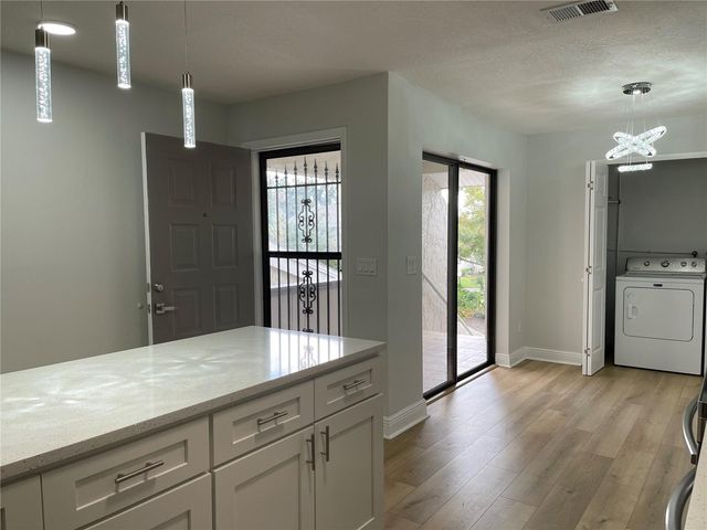 5395 VINELAND ROAD S, Orlando, FL 32811
