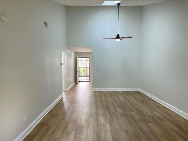 5395 VINELAND ROAD S, Orlando, FL 32811