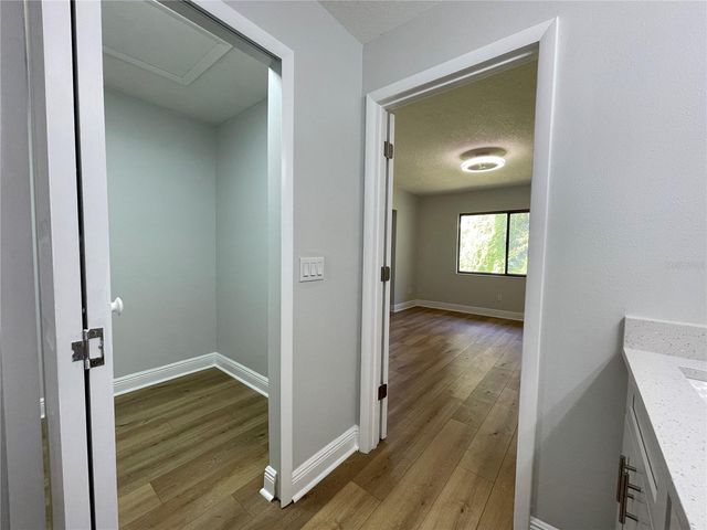 5395 VINELAND ROAD S, Orlando, FL 32811