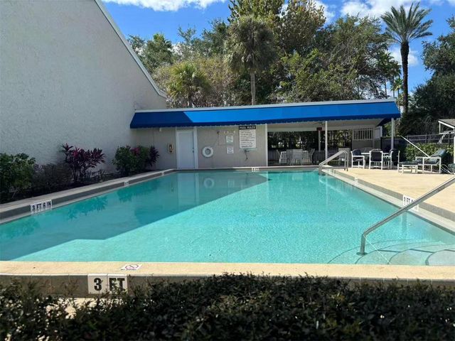 5395 VINELAND ROAD S, Orlando, FL 32811