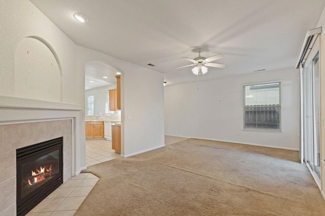 1911 Lexington Dr, Lodi, CA 95242