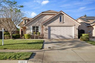 1911 Lexington Dr, Lodi, CA 95242