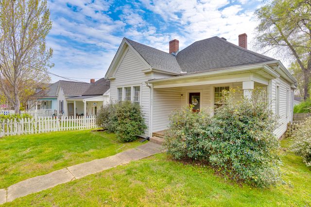 532 Barton Avenue, Chattanooga, TN 37405