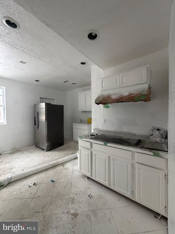 2220 MOUNT HOLLY ST, Baltimore, MD 21216