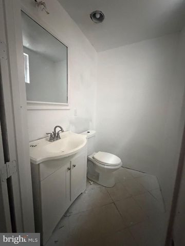 2220 MOUNT HOLLY ST, Baltimore, MD 21216