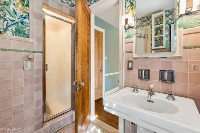 18025 Muirland Street, Detroit, MI 48221