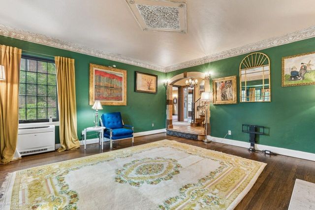 18025 Muirland Street, Detroit, MI 48221