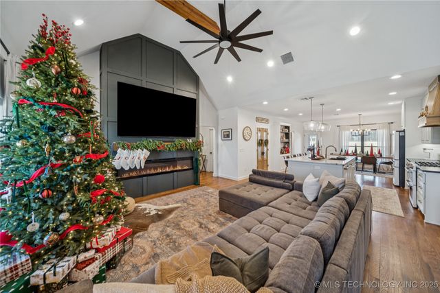 2620 S Piguet Lane, Claremore, OK 74019