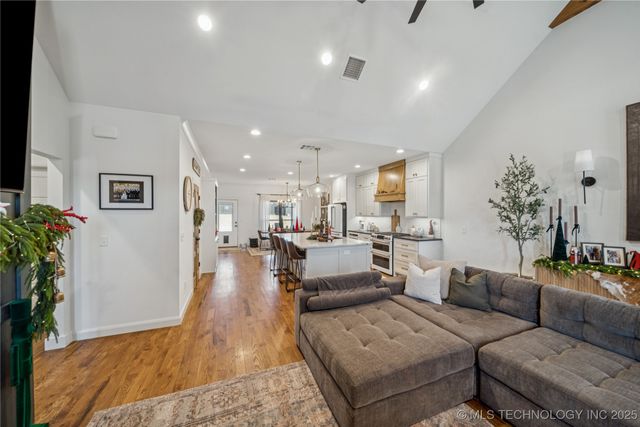 2620 S Piguet Lane, Claremore, OK 74019