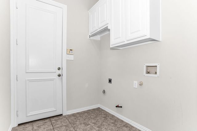 3351 Garrett Drive, Irving, TX 75062