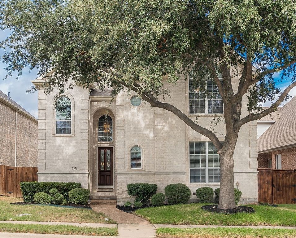 3351 Garrett Drive, Irving, TX 75062 — photo 2