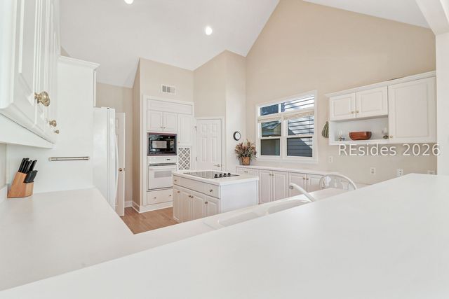 25 Shell Ring Rd, Hilton Head Island, SC 29928