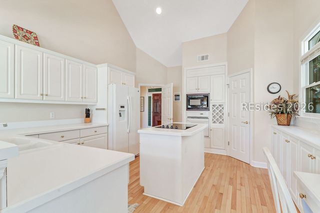 25 Shell Ring Rd, Hilton Head Island, SC 29928