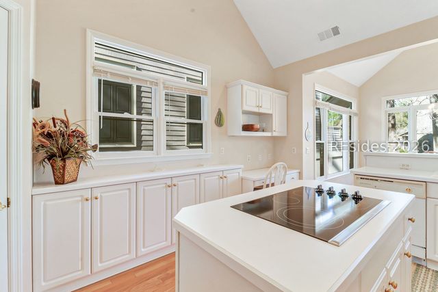 25 Shell Ring Rd, Hilton Head Island, SC 29928