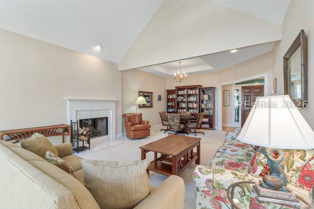 25 Shell Ring Rd, Hilton Head Island, SC 29928