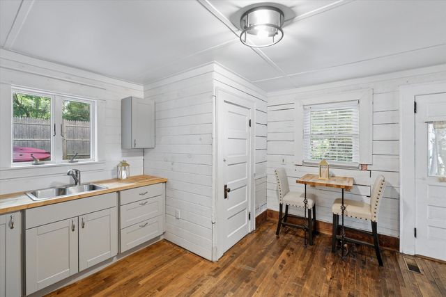 68 Centenary Avenue, Laconia, NH 03246
