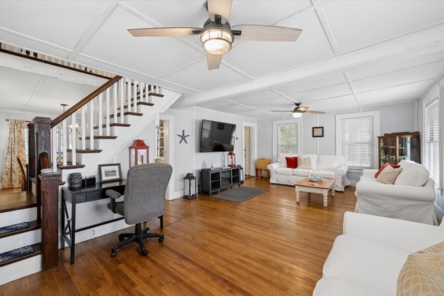 68 Centenary Avenue, Laconia, NH 03246