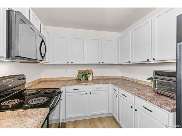 2773 Rose Hill St, Strasburg, CO 80136