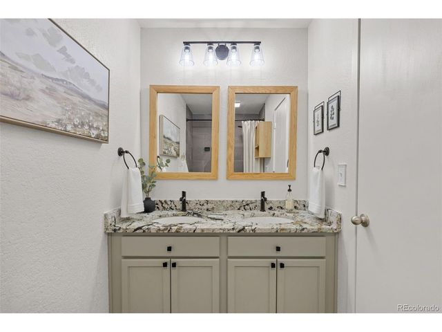 2773 Rose Hill St, Strasburg, CO 80136