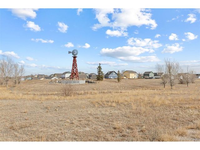 2773 Rose Hill St, Strasburg, CO 80136