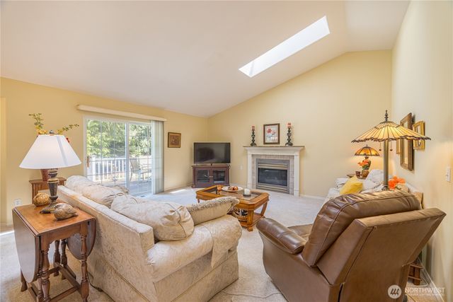 205 Sunset Place, Sequim, WA 98382