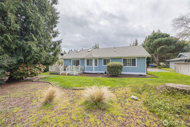 205 Sunset Place, Sequim, WA 98382