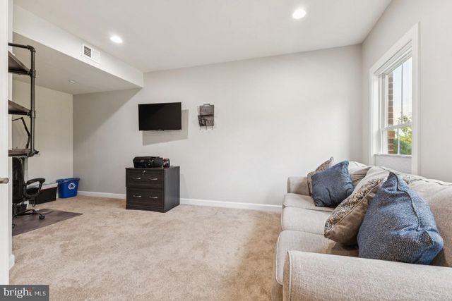 44701 PLYMPTON SQ, Ashburn, VA 20147