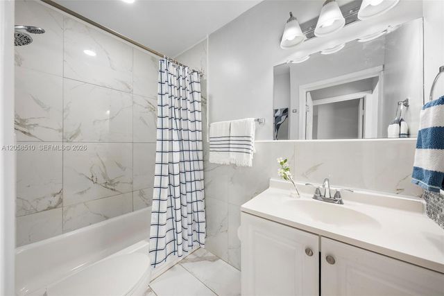 31 NW 108th Court, Miami, FL 33172