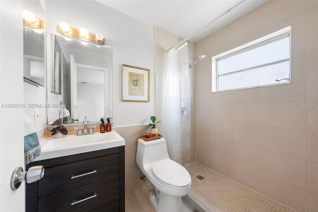 31 NW 108th Court, Miami, FL 33172
