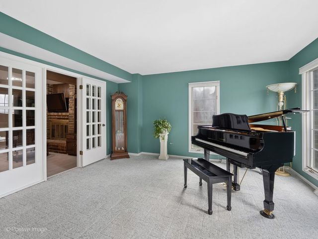 11547 Burr Oak Lane, Burr Ridge, IL 60527