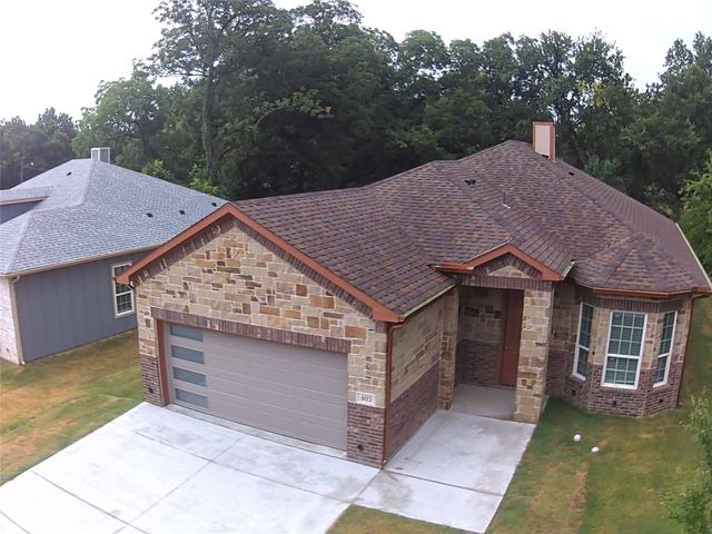 403 S 4th Street, Bonham, TX 75418