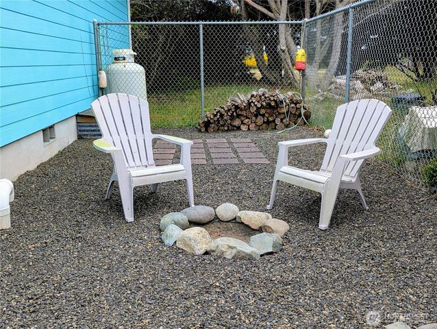 1399 Storm King Avenue SW, Ocean Shores, WA 98569