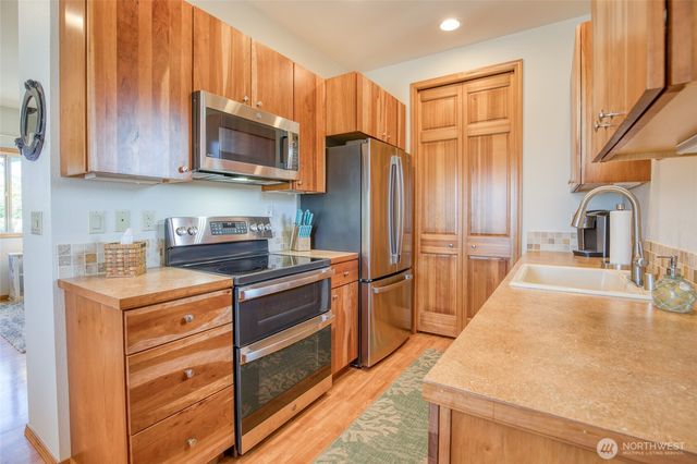 1399 Storm King Avenue SW, Ocean Shores, WA 98569