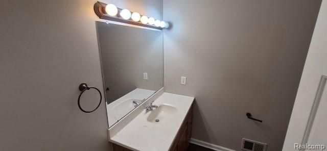 2443 Hester Court, Keego Harbor, MI 48320