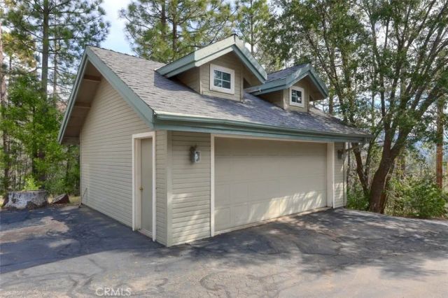 36328 Finegold Creek Drive, North Fork, CA 93643