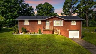 206 Bonnaoaks Dr, Hermitage, TN 37076