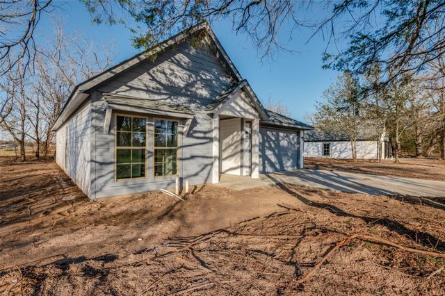 418 Kelly Lane, Seven Points, TX 75143