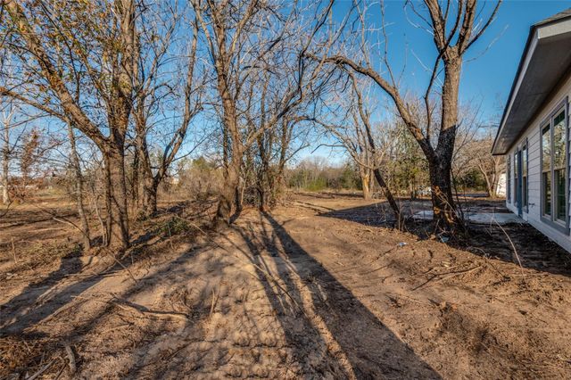 418 Kelly Lane, Seven Points, TX 75143