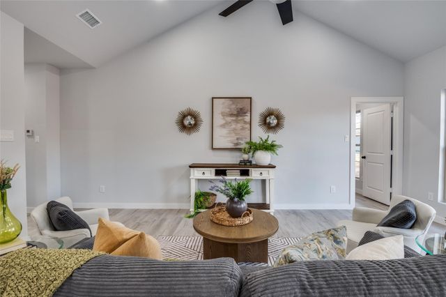 418 Kelly Lane, Seven Points, TX 75143