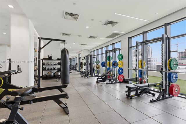 697 N Miami Ave 1810, Miami, FL 33136