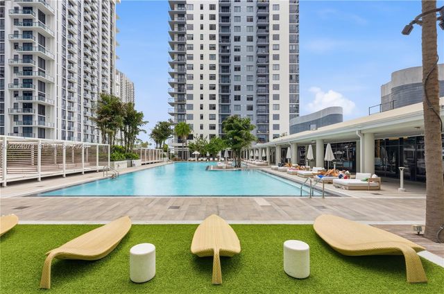 697 N Miami Ave 1810, Miami, FL 33136