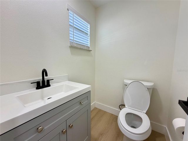 5100 PICADILLY CIRCUS 12, Orlando, FL 32839