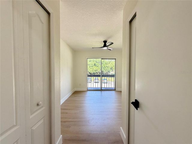 5100 PICADILLY CIRCUS 12, Orlando, FL 32839
