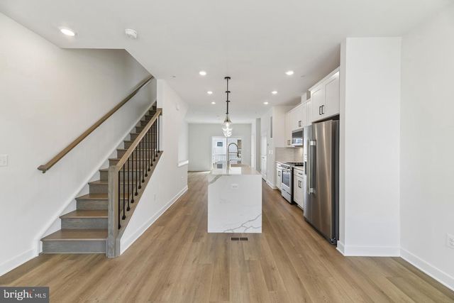 2042 HENSON NORRIS ST, Rockville, MD 20850
