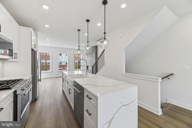 2042 HENSON NORRIS ST, Rockville, MD 20850