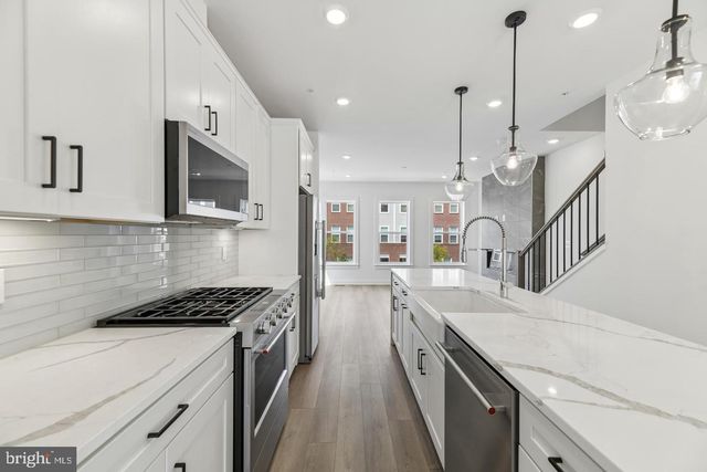 2042 HENSON NORRIS ST, Rockville, MD 20850