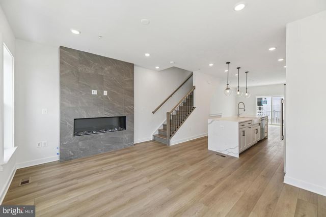 2042 HENSON NORRIS ST, Rockville, MD 20850